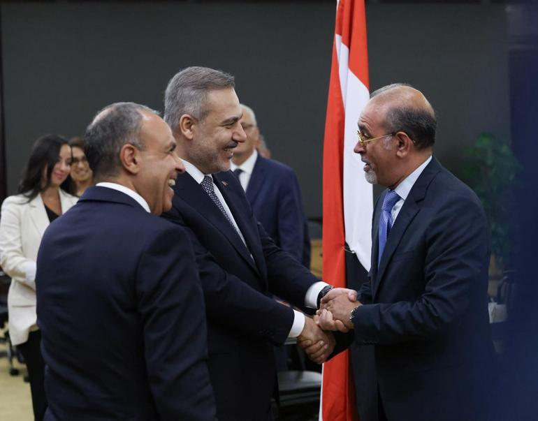 Bakan Fidan, Mısırlı mevkidaşı Abdülati ile bir araya geldi