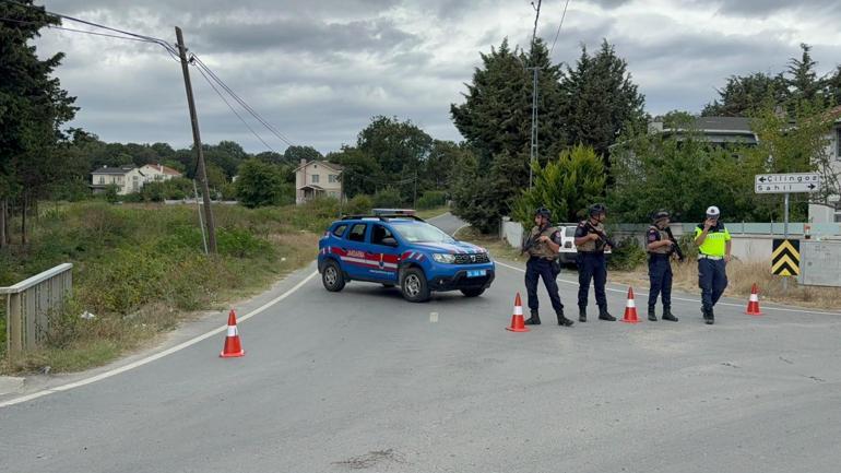 Çatalcada kendini eve kapatıp uzun namlulu silahla çevreye ateş açtı