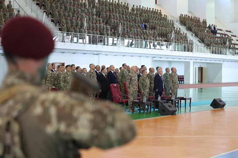 Bakan Güler, bordo berelilerin mezuniyet törenine katıldı