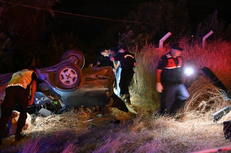 Kırıkkale’de aydınlatma direğine çarpan otomobil takla attı: 1 ölü, 2 yaralı