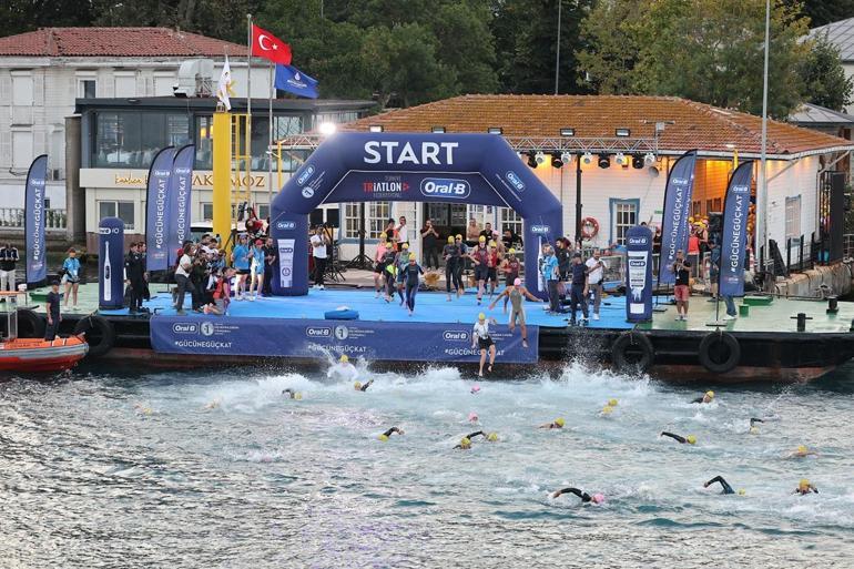 Kıtalararası triatlon yarışı Beykoz’da yapıldı
