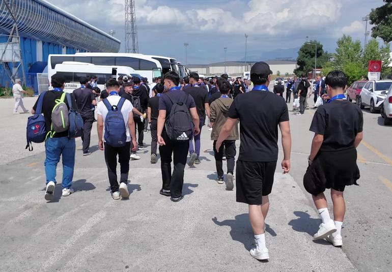 Erzurumspor taraftarı Diyarbakır deplasmanı için yola çıktı