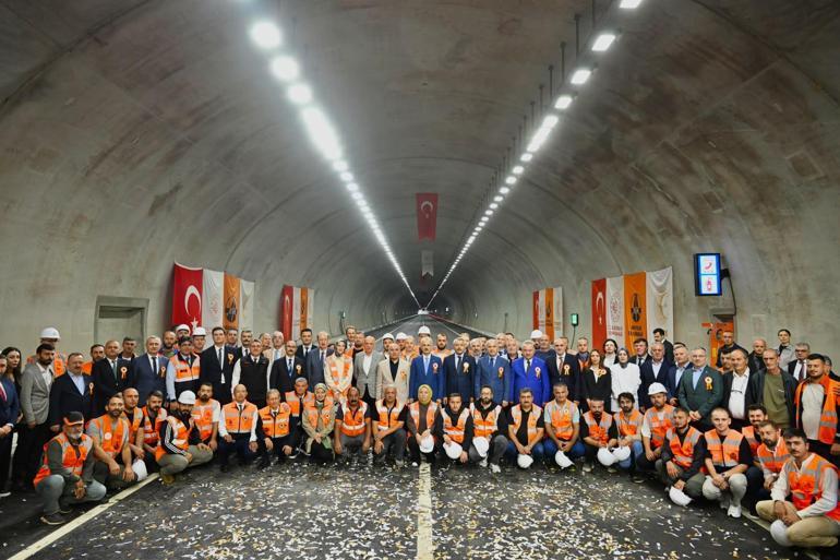 Bakan Uraloğlu: Türkiyeyi adeta yeniden inşa ettik