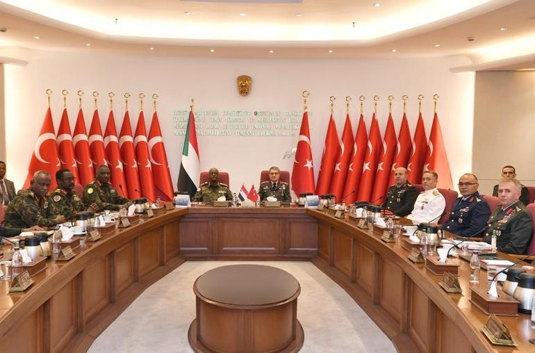 Bakan Güler, Sudan Genelkurmay Başkanı Elatta’yı kabul etti
