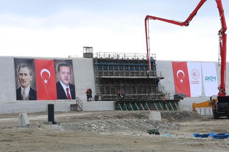Bakan Uraloğlu: Türkiyeyi adeta yeniden inşa ettik