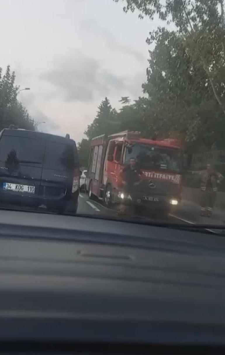 Sarıyerde 4 aracın karıştığı zincirleme kazada otomobil sürücüsü yaralandı
