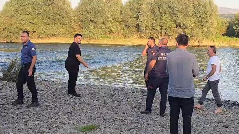 Nehirde boğulma tehlikesi geçiren kardeşlerden biri kayboldu; arama çalışması başlatıldı