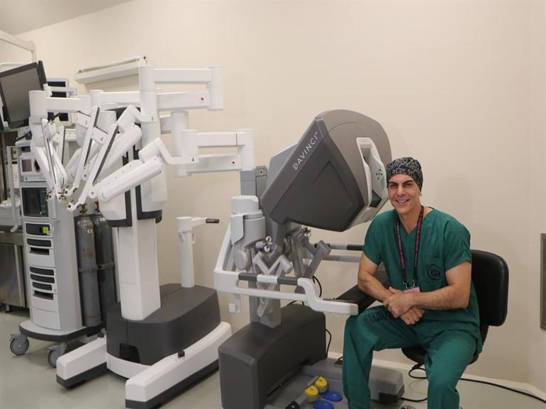 Pelvik cerrahide robot avantajı