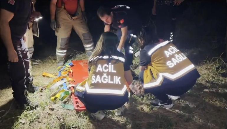 Bursada uçuruma yuvarlanan otomobilin sürücüsü yaralı kurtarıldı
