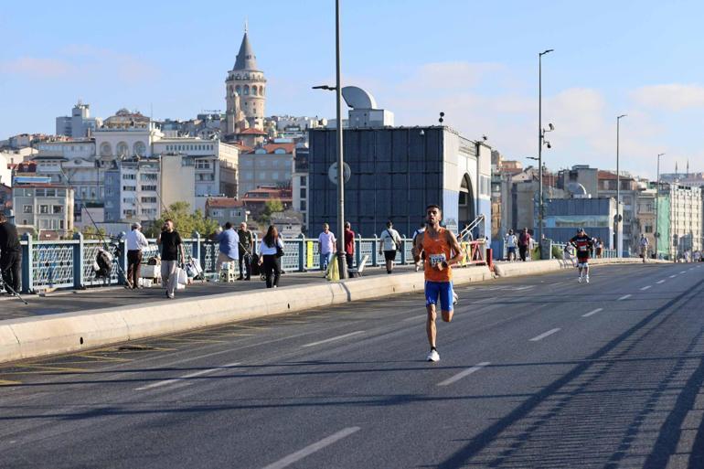 Yeşilay Yarı Maratonu, İstanbul’un tarihi rotalarında gerçekleştirildi