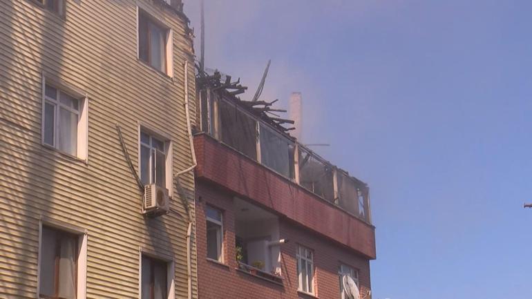 Gaziosmanpaşada 4 katlı binadan yükselen alevler yandaki 2 apartmana sıçradı