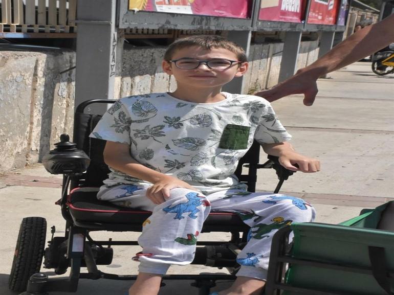 DMD hastası kardeşlerden Can: Birlikte mutlu bir hayat yaşamak istiyoruz