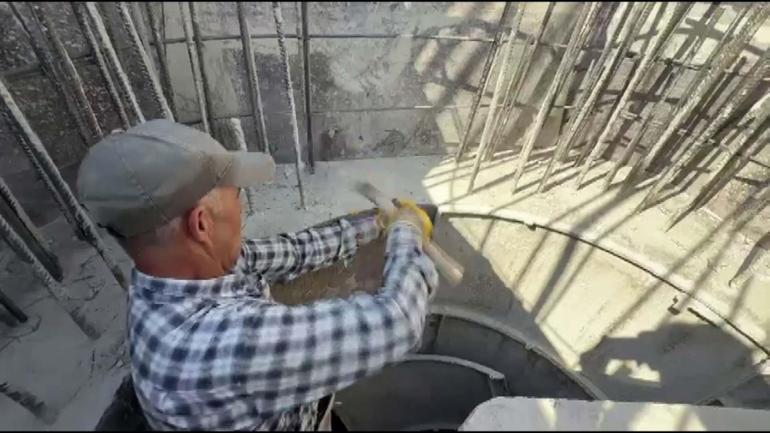 42 yıllık usta, ‘Kibar Feyzo’ filmindeki minareyi yapan babasının izinden gidiyor
