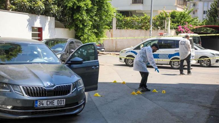 Cinayet öncesi tanınmamak için peruk takmış