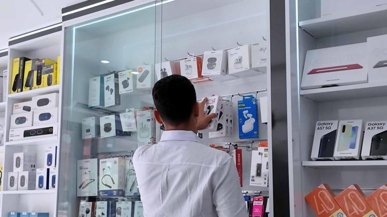 Bakan Kurum: Hatay’da açılan kepenkler yeniden başlayan hayatın sesi oluyor