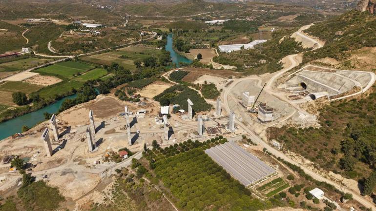 Antalya-Alanya Otoyolu’nda fiziki gerçekleşme yüzde 30’a ulaştı