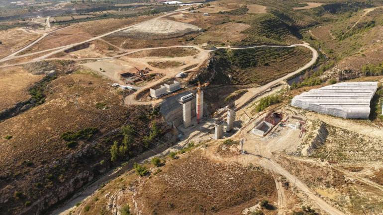 Antalya-Alanya Otoyolu’nda fiziki gerçekleşme yüzde 30’a ulaştı