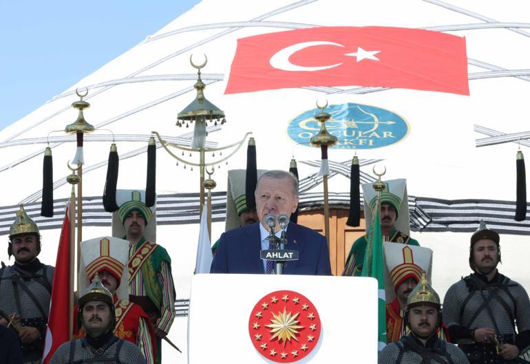 Cumhurbaşkanı Erdoğan: Eninde sonunda kan tüccarları kaybedecek