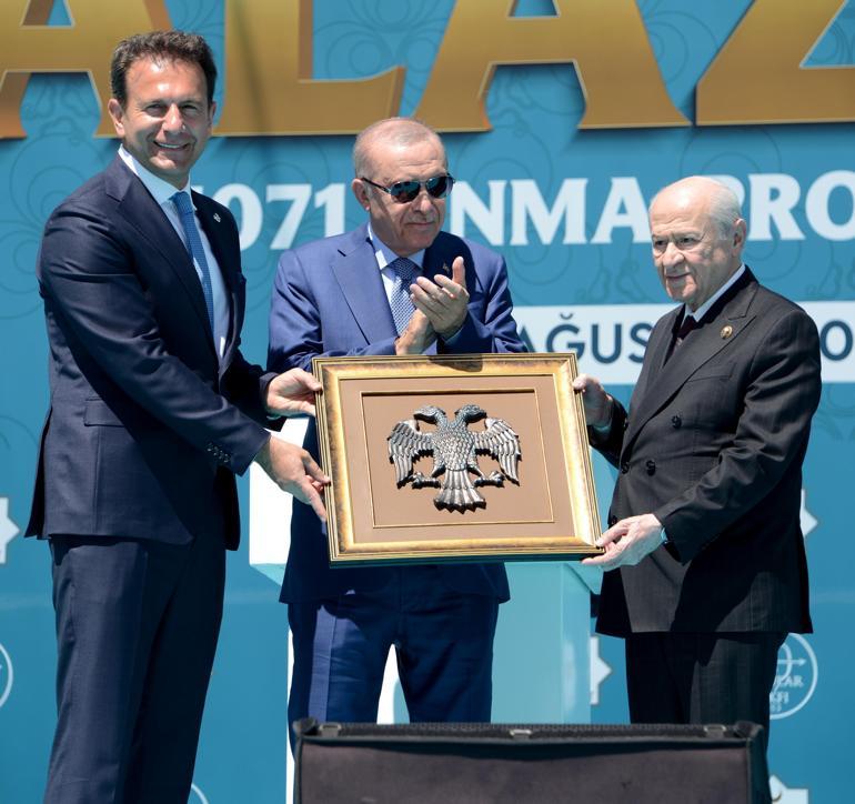 Cumhurbaşkanı Erdoğan: Herkes bilsin ve anlasın; bölgemizde tarih yeniden yazılıyor