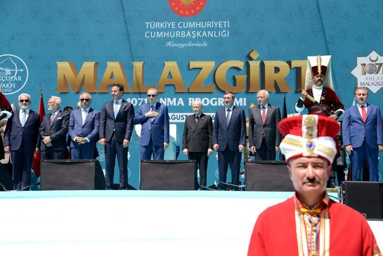 Cumhurbaşkanı Erdoğan: Herkes bilsin ve anlasın; bölgemizde tarih yeniden yazılıyor