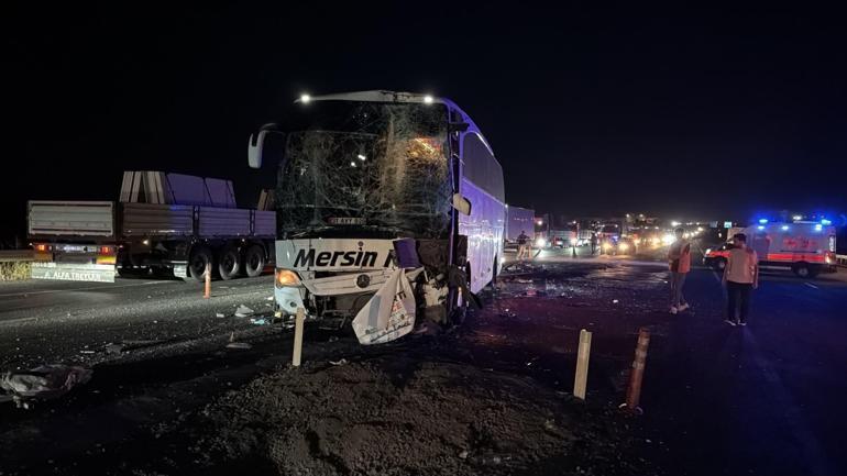 Şanlıurfada iki yolcu otobüsü çarpıştı: 13 yaralı
