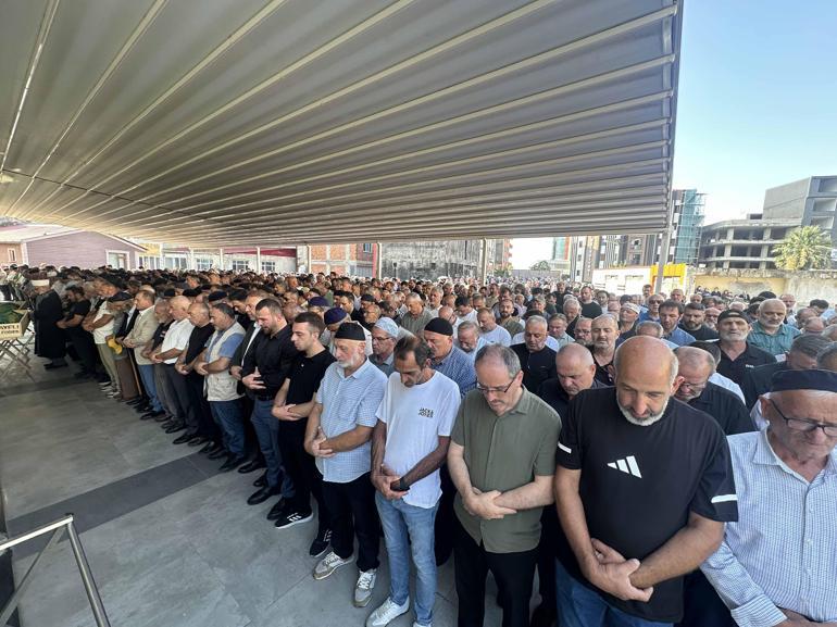 Rizede denizde kaybolan çocuğun cansız bedenine ulaşıldı