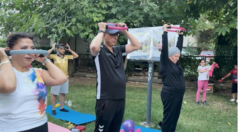 Bakan Memişoğlu, vatandaşlarla birlikte egzersiz yaptı