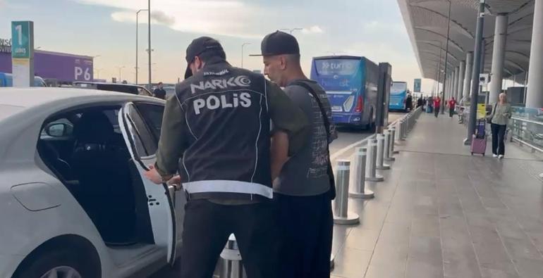 Manifest grubunun menajeri Tolga Akış gözaltına alındı