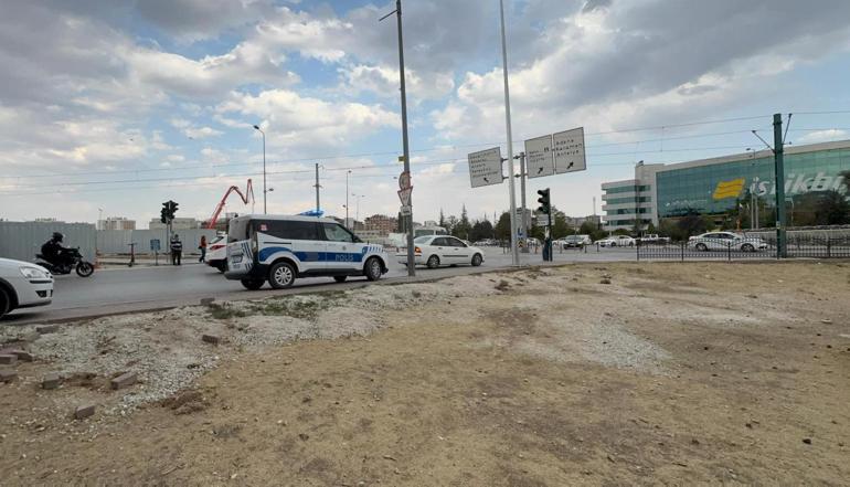 Kıskançlık nedeniyle akranını bıçakladı