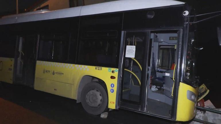 Sarıyerde İETT otobüsü bariyere çarptı