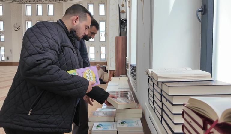 Camide başlayan okuma hareketi 5 bin kitaplık kampanyaya dönüştü