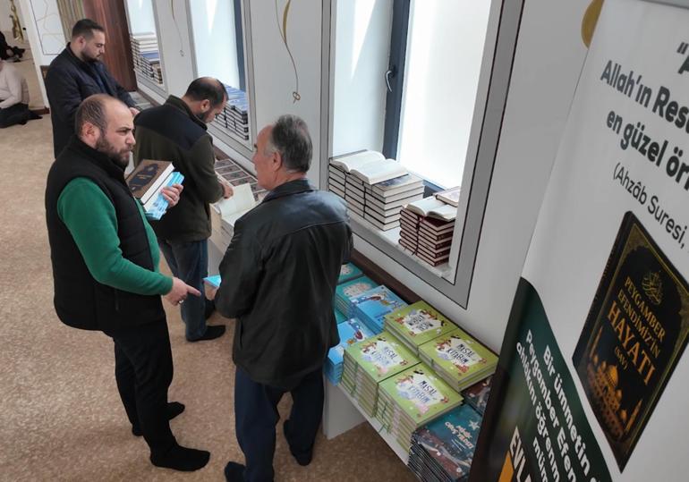 Camide başlayan okuma hareketi 5 bin kitaplık kampanyaya dönüştü