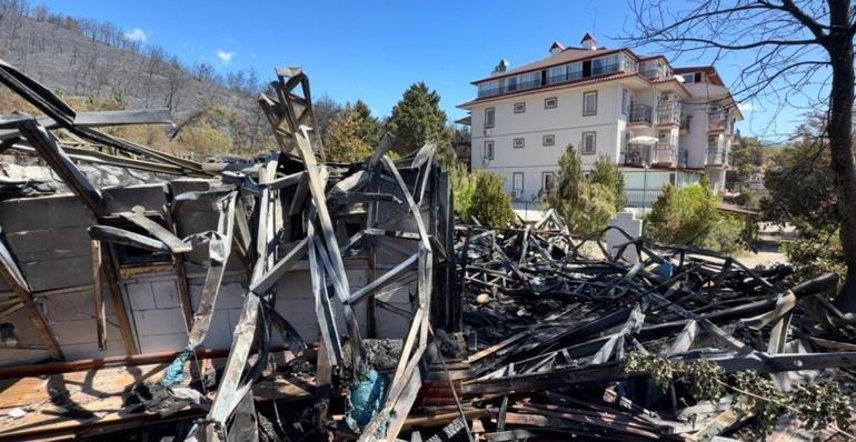 Muğladaki orman yangınında yanan alanlar dronla görüntülendi