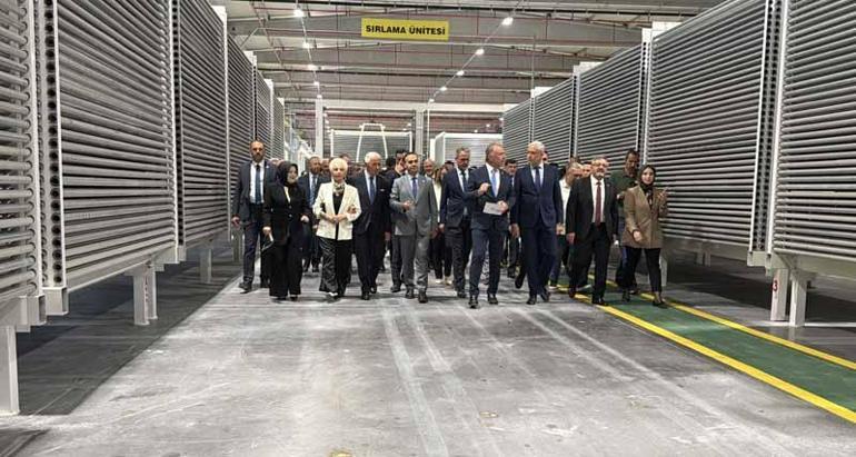 Bakan Kacır: Türkiye, Çin’den sonra Orta Avrupa’ya kadar uzanan kuşakta en ihracatçı ülkedir