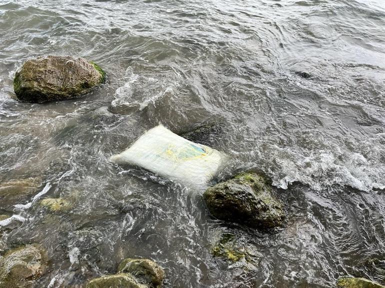 Orduda kıyıya vuran konteynerde inceleme