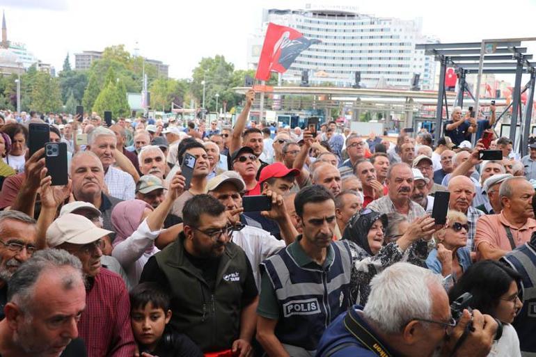 Özgür Özel: Kısır çekişmelere girmek yerine milletin ekmek kavgasını vereceğiz