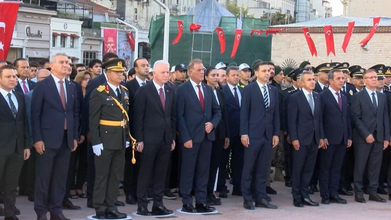 Taksim Meydanında 30 Ağustos Zafer Bayramı töreni
