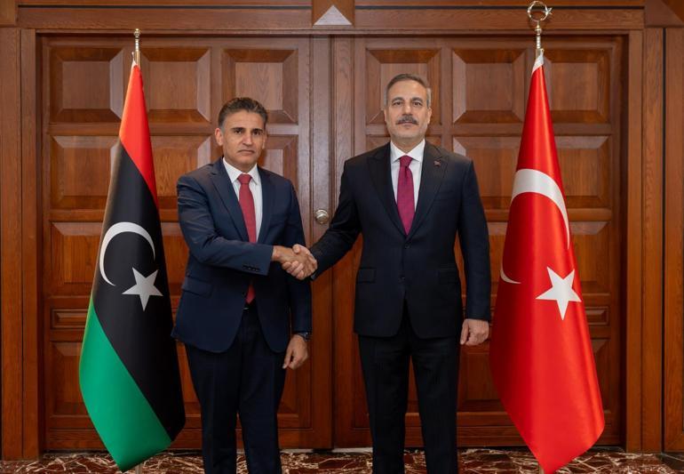 Bakan Fidan, Libya Genelkurmay Başkan Vekili Salahattin Nemruşu kabul etti