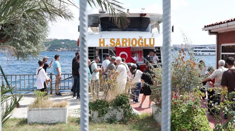 TCG Oruçreis gemisi Zafer Bayramı nedeniyle ziyarete açıldı