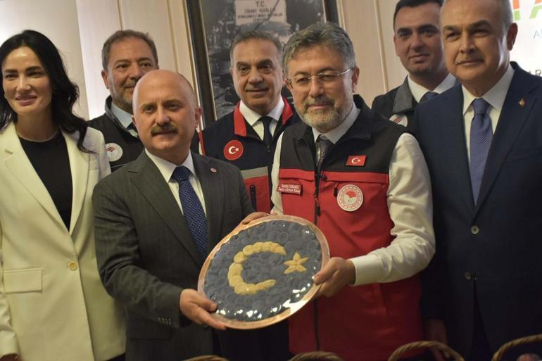 Bakan Yumaklı: Rekolte tahmini yaş incirde 388 bin, kuru incirde 94 bin ton