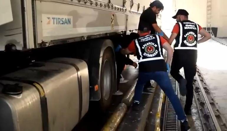 Yurt dışı çıkış yasağı bulunan sanal medya ünlüsü Kocabıyık, Kapıkule’de TIR dorsesinde yakalandı