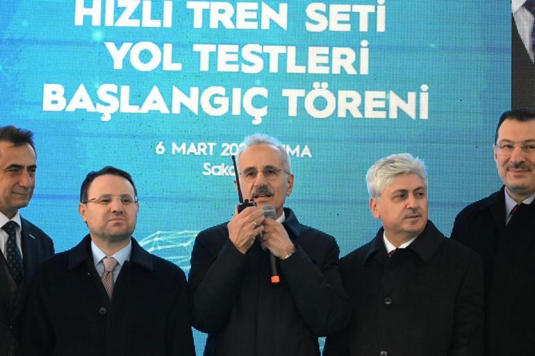 Bakan Uraloğlu: Milli elektrikli hızlı trenimiz saatte 250 kilometre hıza ulaştı