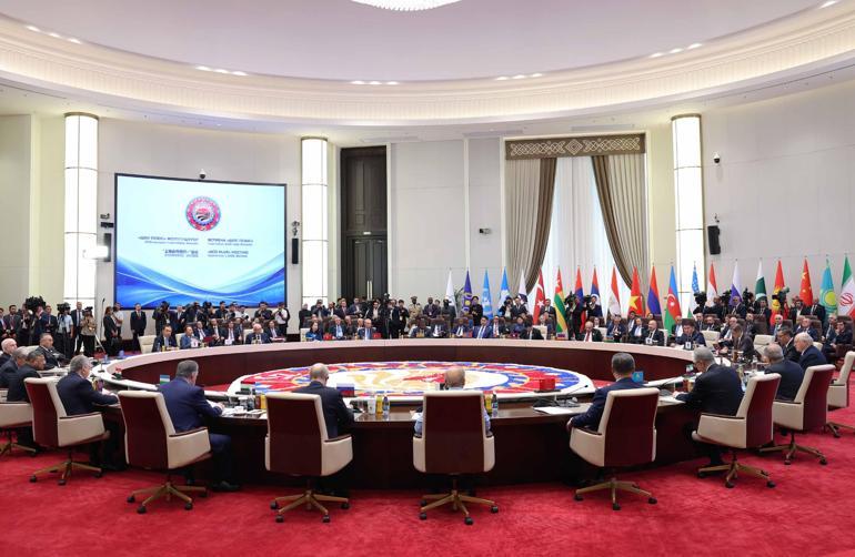 Cumhurbaşkanı Erdoğan: Tüm dünyada barış, huzur ve istikrar için çalışmaya devam ediyoruz