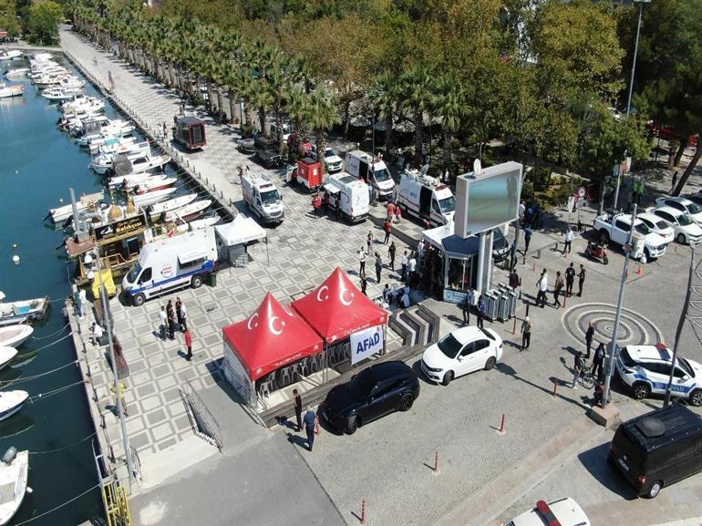 Silivri Limanında bekleyiş sürüyor; hareketlilik havadan görüntülendi