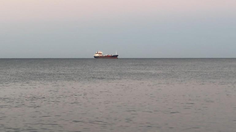Silivri açıklarında batan gemi için arama kurtarma çalışmaları sürüyor