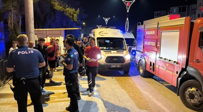 5 katlı apartmanın 3üncü katında yangın çıktı; 2 kişi dumandan etkilendi
