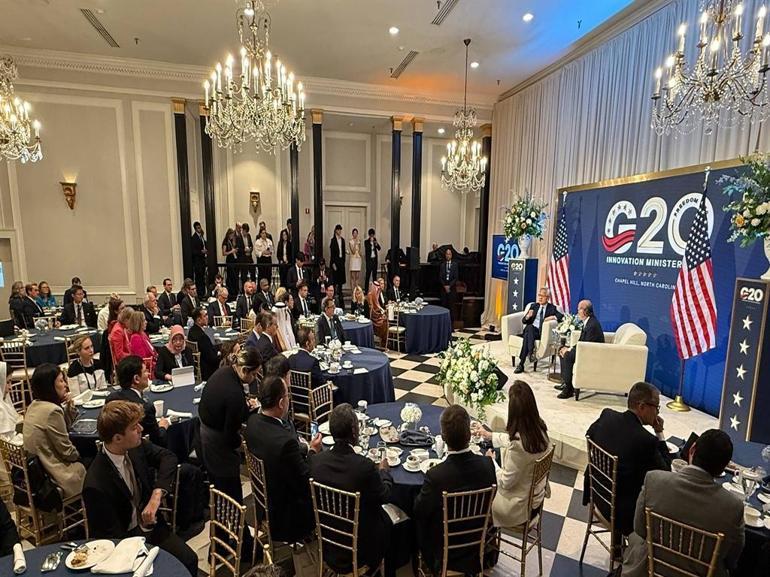 Bakan Kacır, G20 toplantısında Türkiyenin yapay zeka hedeflerini anlattı