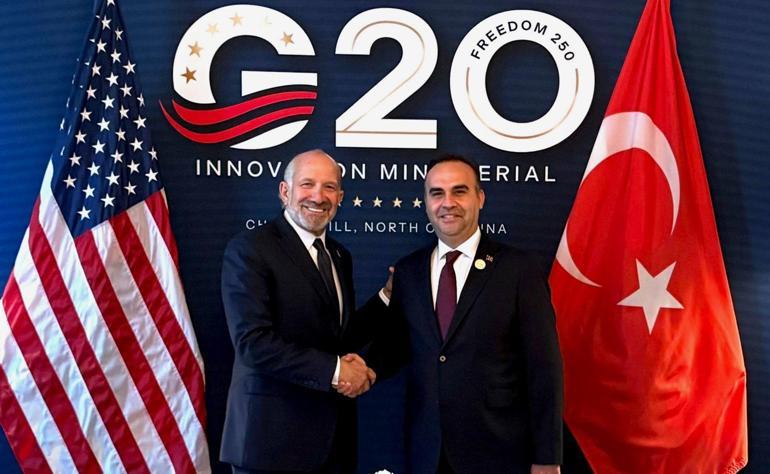 Bakan Kacır’dan G20’de diplomasi trafiği