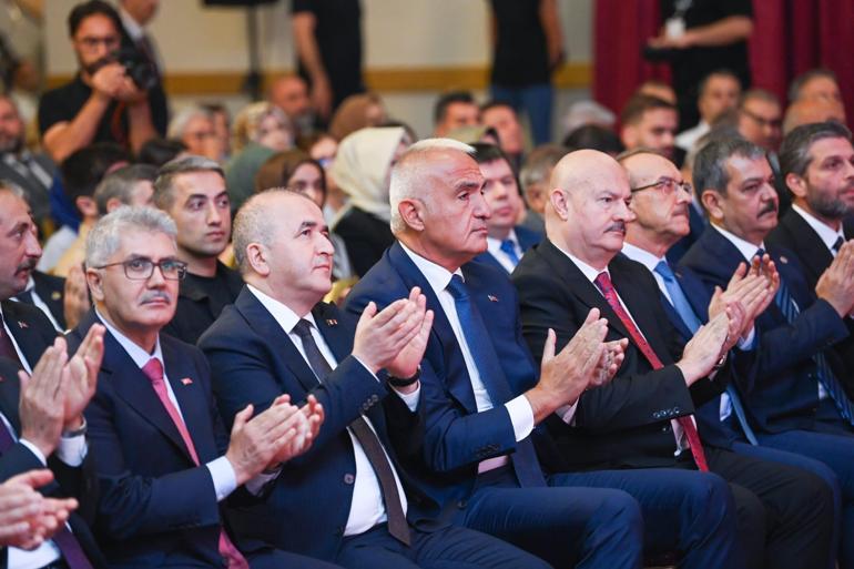 Bakan Ersoy: Turizmi 81 ile ve yılın 12 ayına yaymayı hedefliyoruz