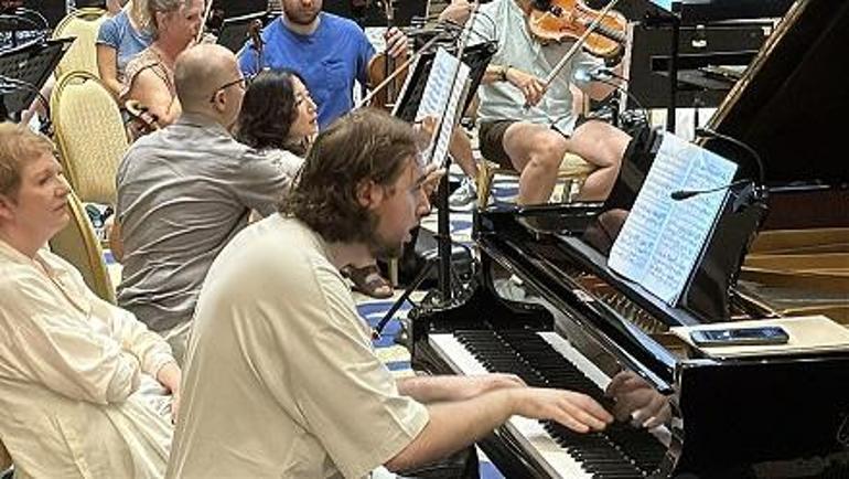 Londranın ünlü orkestrası Covent Garden Sinfonietta, Bodrumda müzikseverlerle buluşacak